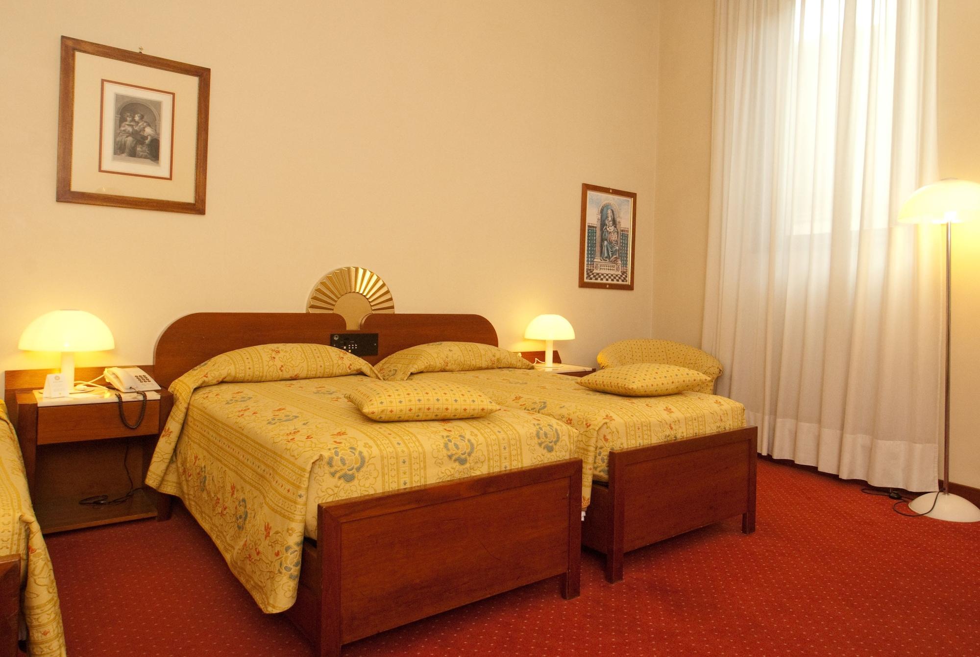 Hotel Roma Florence Ngoại thất bức ảnh